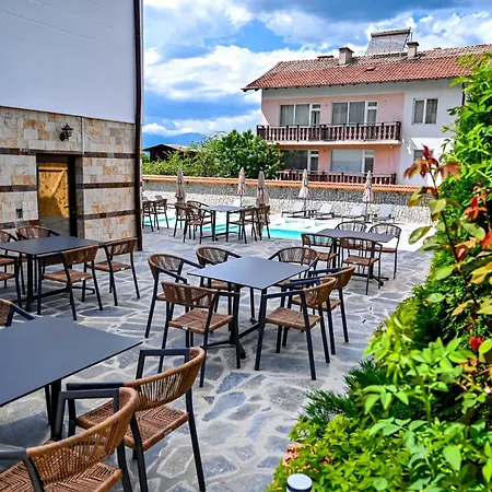 Hotel Family Andreev Dobrinishte
